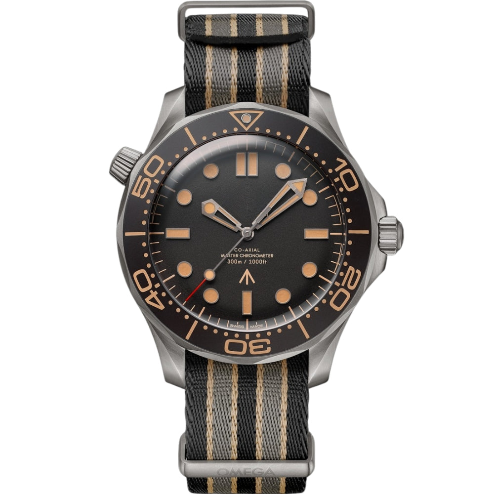 Diver 007 – Black